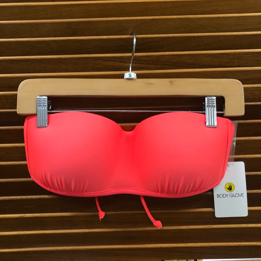 NWT bikini top
